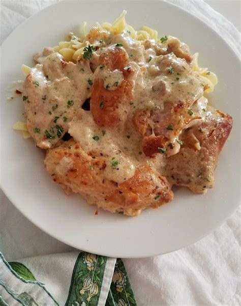 CROCK POT CREAM CHEESE CHICKEN Recipe