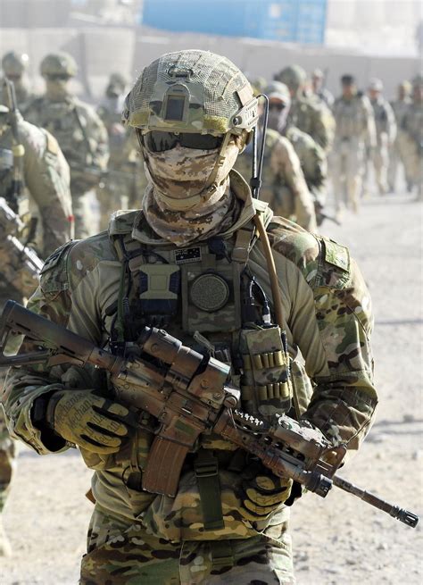 Australian SAS operator part of a SOTG in Afghanistan 2012. | Military ...