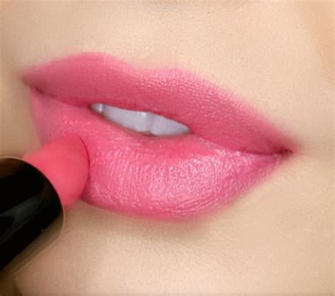 Baby Pink Color Smooth Texture, Standard Quality Lipstick With Natural Look For Ladies ...