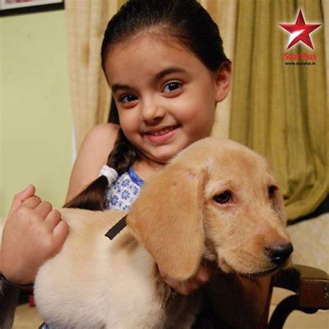 5 Reasons Why We Love Ruhi From Yeh Hai Mohabbatein! | MissMalini