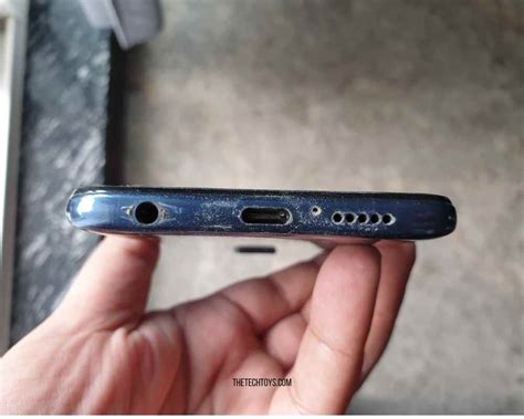 how to fix a phone not charging