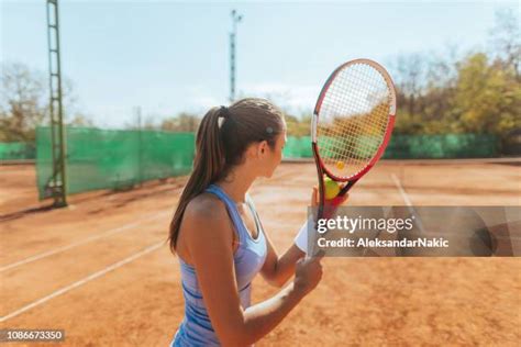 1,943 Tennis Player Back Stock Photos, High-Res Pictures, and Images - Getty Images