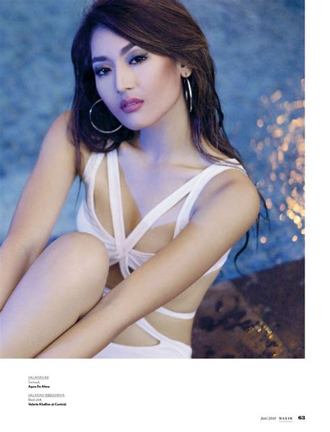 Full Foto Hot Cantik Seksi Maria Selena di Majalah Maxim | DHE MODEL