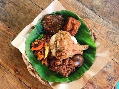 yogyakarta foods    indonesia youth foundation