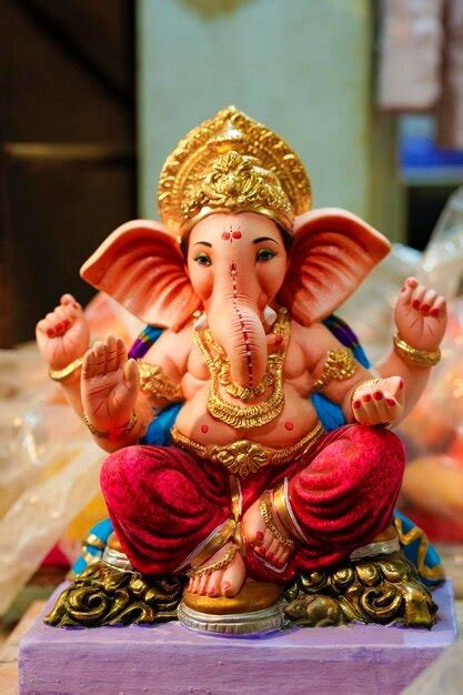Lord Ganesha Statue