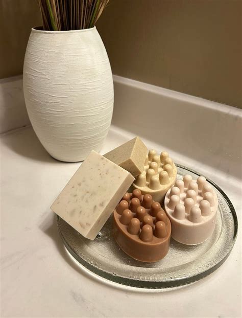 Handmade Scented Oatmeal Shea Massage Body Soap Bar, dye free | Neutral ...