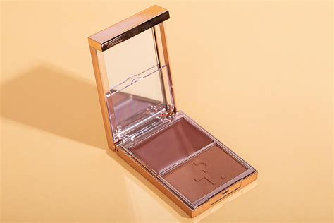 Румяна: лучшие кремовые, компактные и жидкие топ 2021 года | Beauty Insider