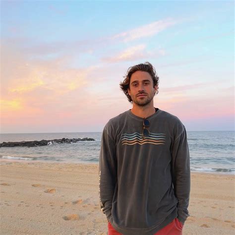 Bachelor Nation's Greg Grippo, Victoria Fuller spark dating rumors