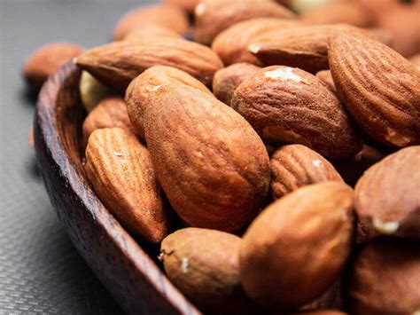 Fuel Your Fitness: Healthy Pre and Post Workout Snack Ideas