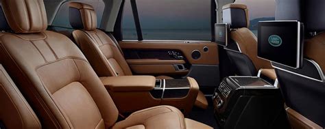 2020 Land Rover Range Rover Interior Features | Range Rover Capacity