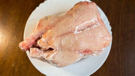 how long does it take to thaw a chicken breast