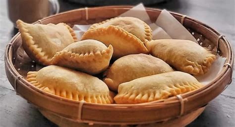 resipi karipap kentang  kulitnya kekal rangup sampai  petang sedap