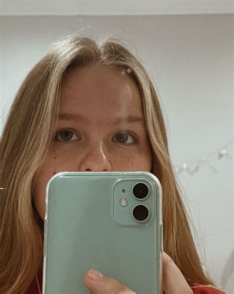 How To Mirror Selfie On Iphone at Constance Roger blog