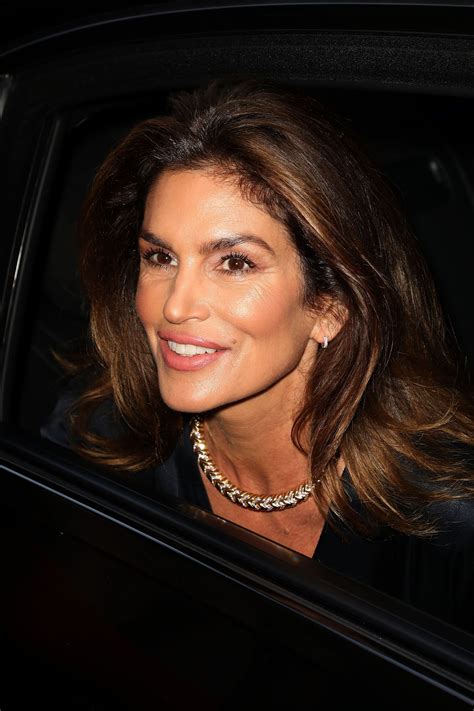 Cindy Crawford: Auch mit 57 Jahren ist sie die Königin der natürlich