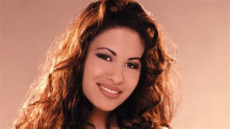 Selena Quintanilla Honored With Posthumous Lifetime Achievement Award ...