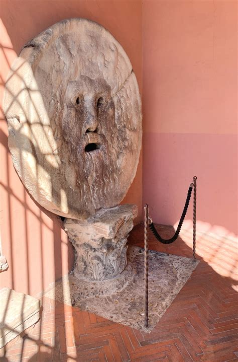 Die Bocca della Verità: Mund der Wahrheit in Rom