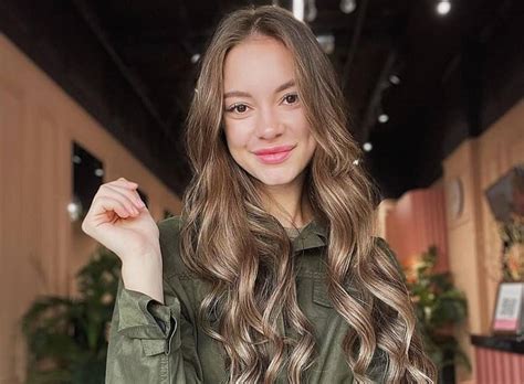 sola zola biography age wiki height weight boyfriend family