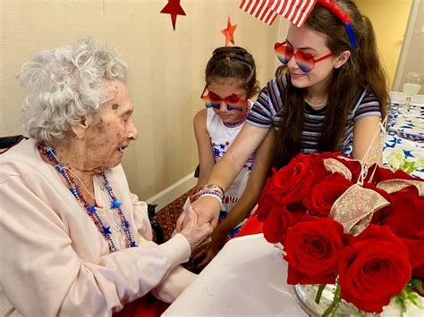 Starbucks Red Cup Day 2024: How to get a holiday cup, cash in on deals