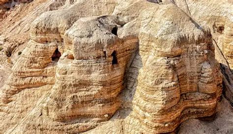 Dead Sea Scrolls: Discovery of the Ancient Scriptures - Bulk Quotes Now