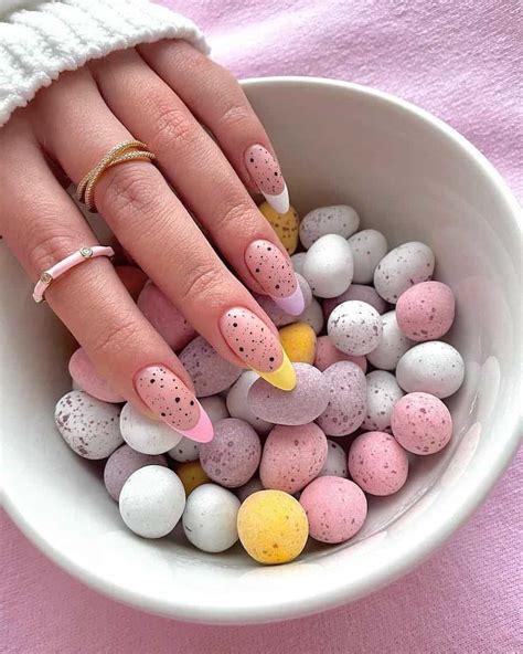 23+ Perfect Easter Nails That Are Classy & Cute (2024)