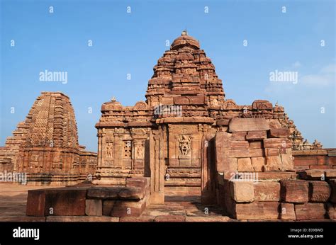 Pattadakal hi-res stock photography and images - Alamy