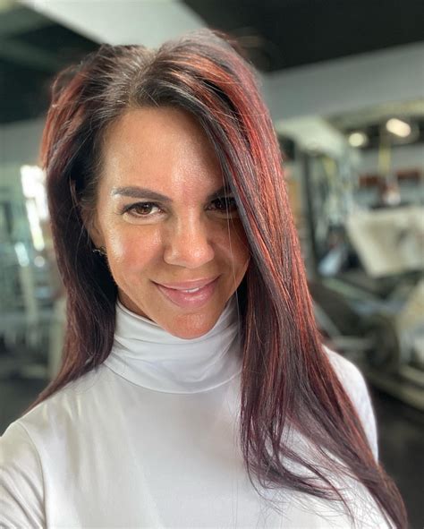 Linda Steele on Twitter: "Another day at the office! Have a great day