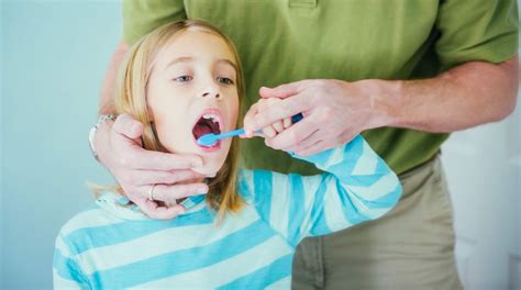 How to brush your child's teeth, ages 5-8 - Kids Teeth