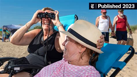 How the Comedian Judy Gold Spends Her Sundays - The New York Times