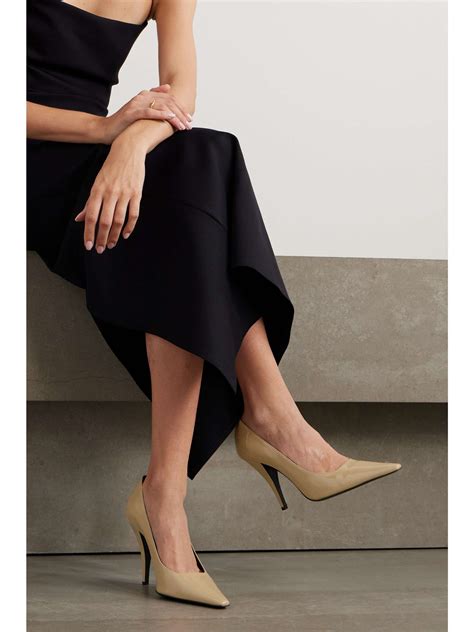 THE ROW Lana patent-leather pumps | NET-A-PORTER