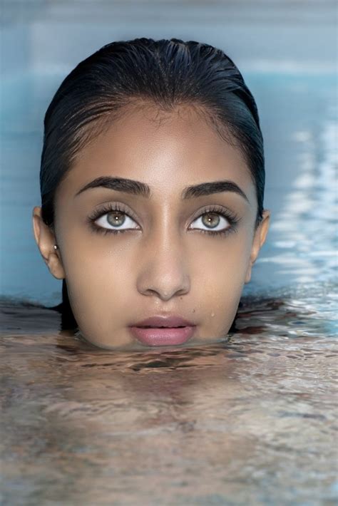 Does Vaseline Help your Eyelashes Grow? – Flawless Lashes by Loreta