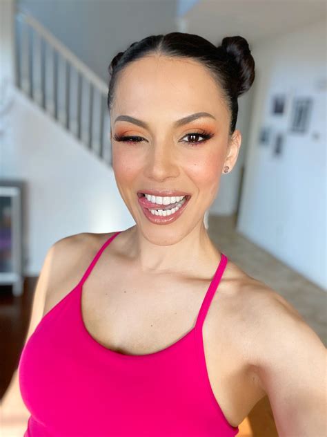 Don't Miss Out: The Latest News On Forum Phun Celebrity Extra Image 4