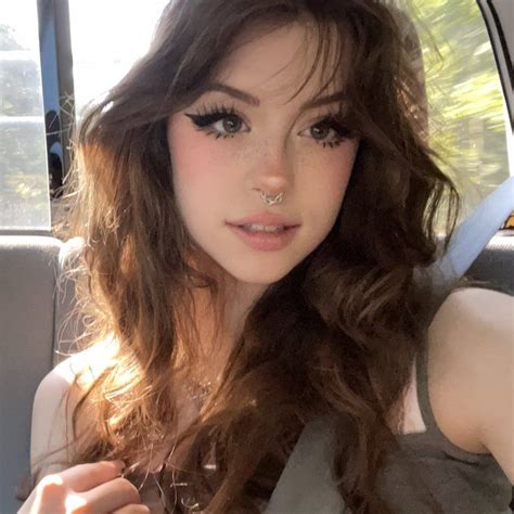 hannah owo (she/they) on Twitter | Cute makeup looks, E girl makeup ...