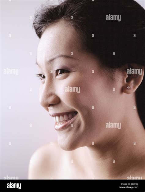 Woman smiling, portrait Stock Photo - Alamy