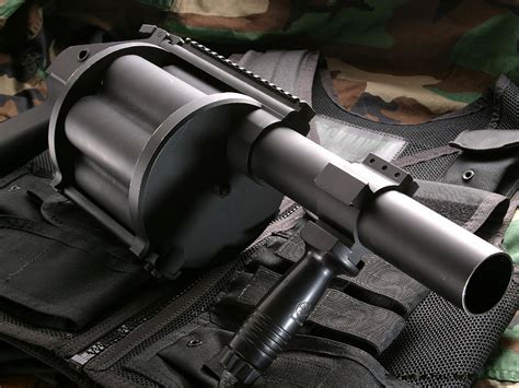 Free Image Banks: Fotografías de armas parte II (20 imágenes de uso libre)