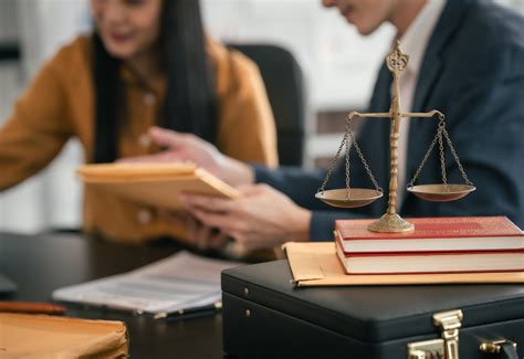 O Que E Um Paralegal - A profissão de Paralegal cresce em Portugal e no Brasil. Entenda como ...