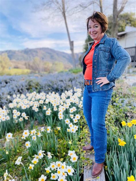 About Amanda Rose, Ph.D. - Eat Like a Bear!