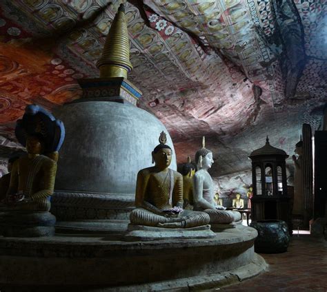 Dambulla Cave Temple Historical Facts and Pictures | The History Hub