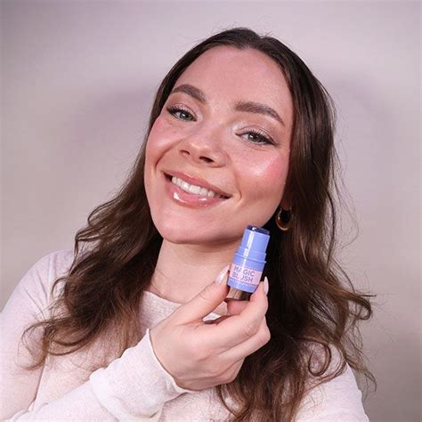Magic Blush Color Changing Stick