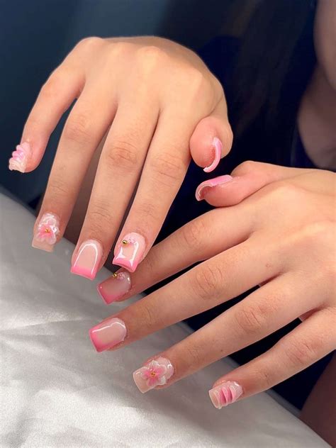 summer french tips simple 1