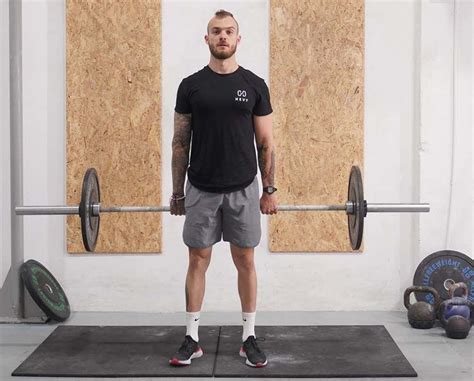 Barbell Hack Squat: How-to, Variations, Alternatives, Mistakes