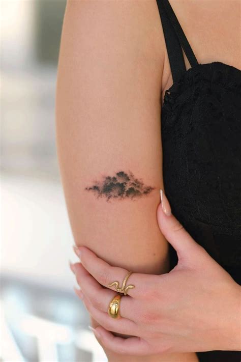 37 Best Cool Small Tattoo Ideas | Cool small tattoos, Small tattoos ...