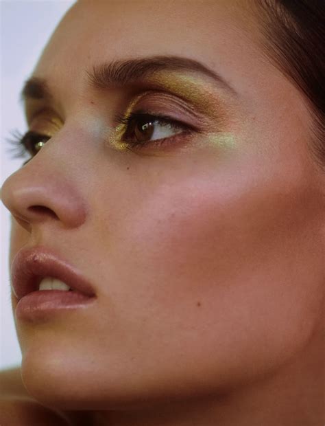 Ai Yokomizo | FRED JUNEAU