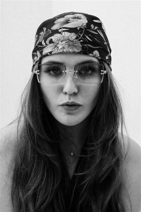 Meet Lina Mapes – CanvasRebel Magazine