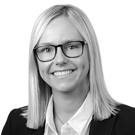 curious carly nude 4