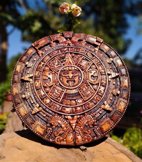 Prehispanic Aztec Art, Aztec Calendar, Mexican Painting, Wood Carving ...