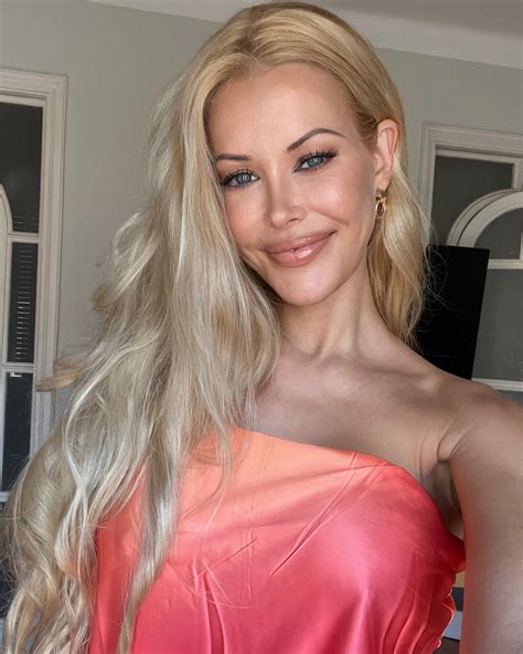 Miss Kennedy Summers | Los Angeles CA