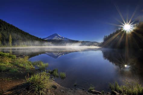 Sunrise at Trillium Lake, Oregon [1296x864] : r/EarthPorn