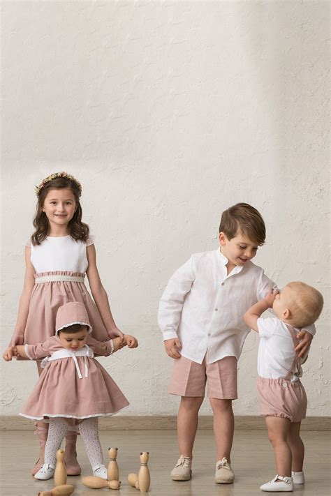 Cómo vestir a los niños según su edad | Comuniones y bodas