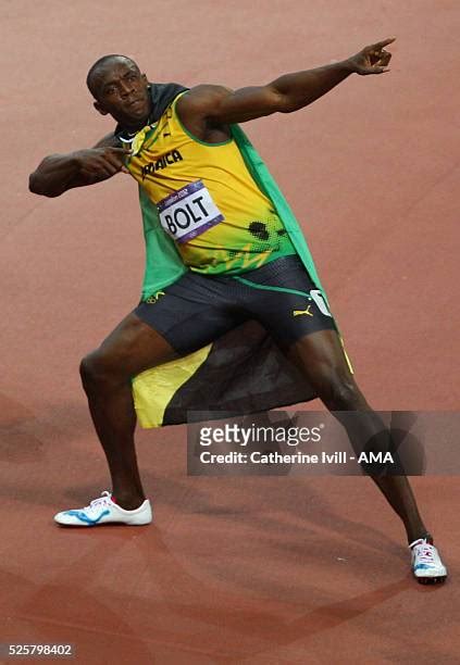 Usain Bolt 100m Final Photos and Premium High Res Pictures - Getty Images