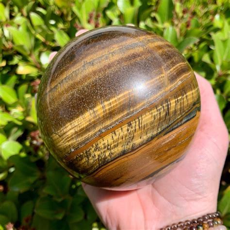 discover  tigers eye crystals  gold tiger eye ideas blue tigers